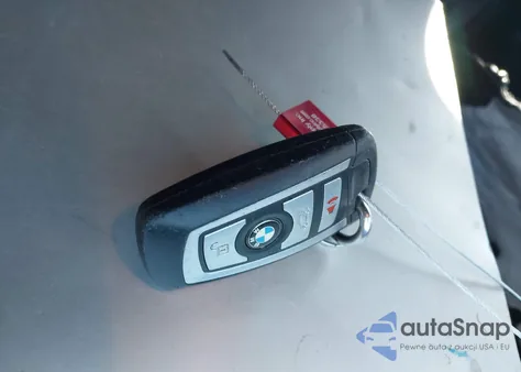 2018 BMW X4 xDrive28I z USA, uszkodzony, nr VIN 5UXXW3C50J0Z60358